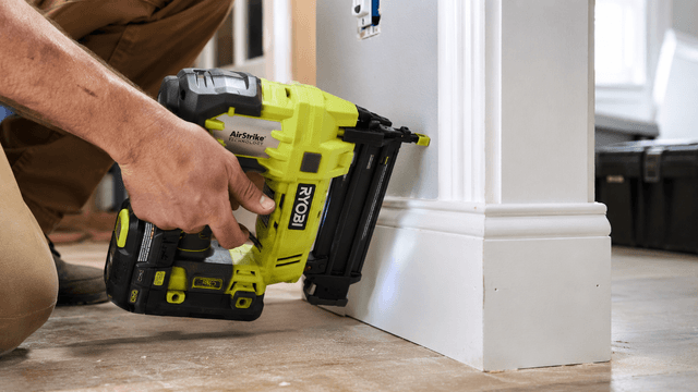 DEWALT DCN680B 20V MAX XR Brad Nailer